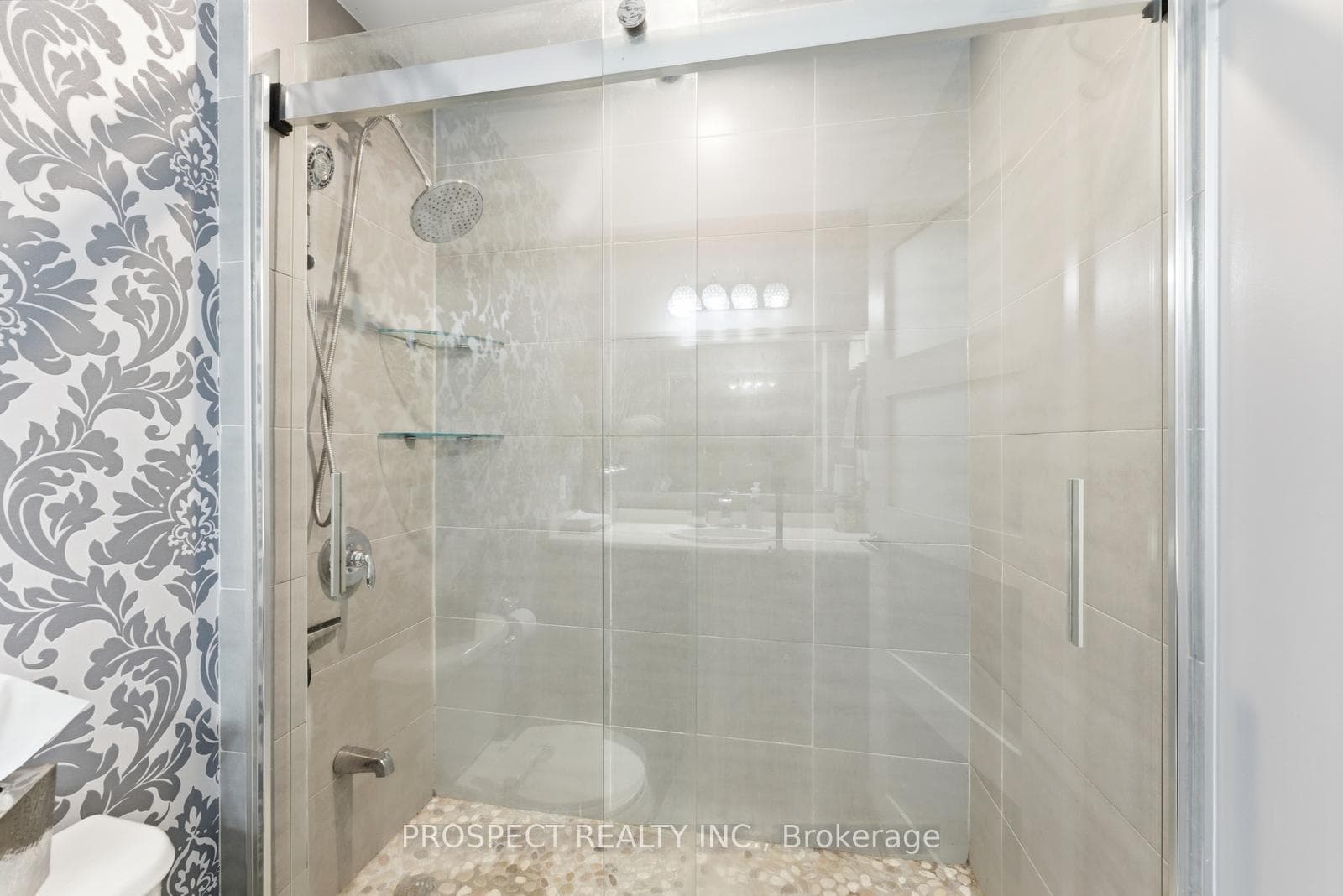 525 Wilson Avenue Unit 129 - Condo photo 24 of 31 in North York (Bathurst Manor / Clanton Park), Ontario