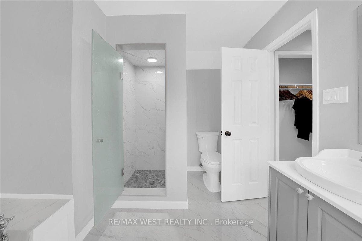 12 Berrydown Drive - Detached photo 27 of 50 in Caledon, Ontario