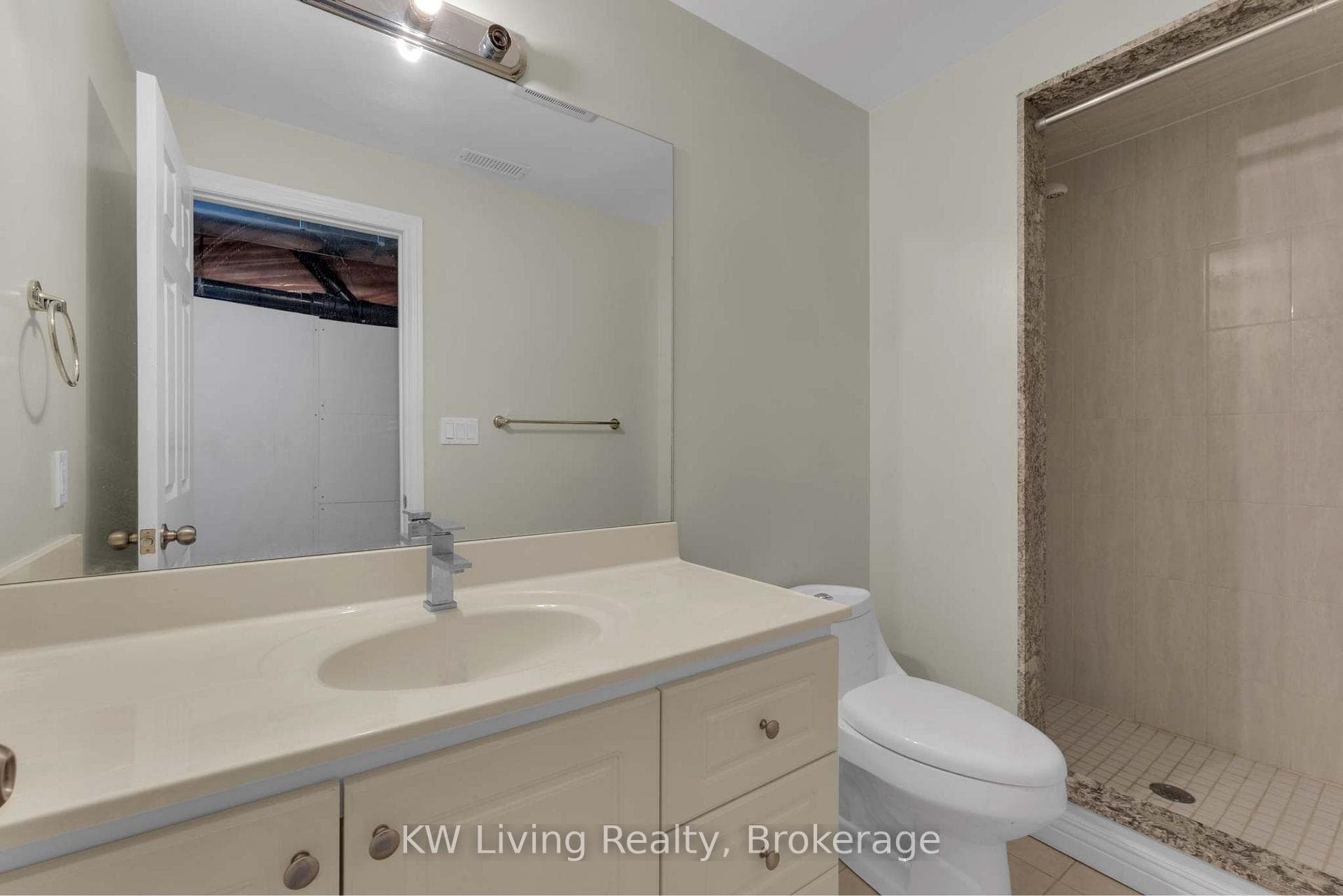 2410 Woodward Avenue Unit 12 - Condo photo 27 of 33 in Burlington, Ontario