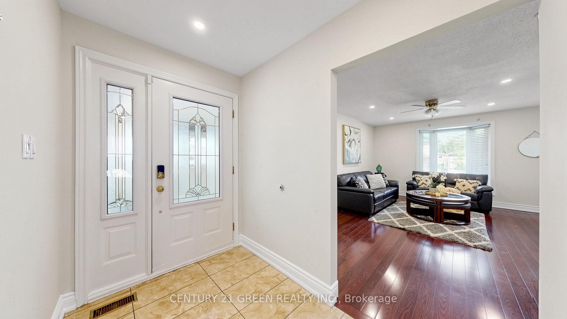 95 Kearney Drive - Detached photo 6 of 45 in Etobicoke (West Mall / Rexdale), Ontario