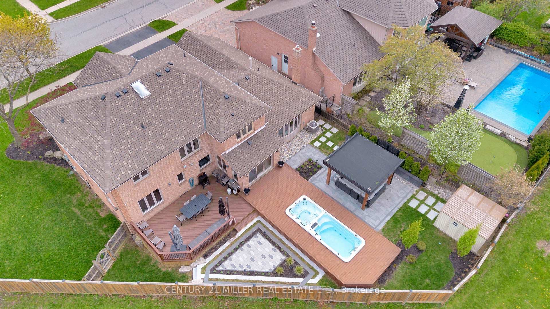 1398 Winterberry Drive - Detached photo 45 of 46 in Burlington, Ontario