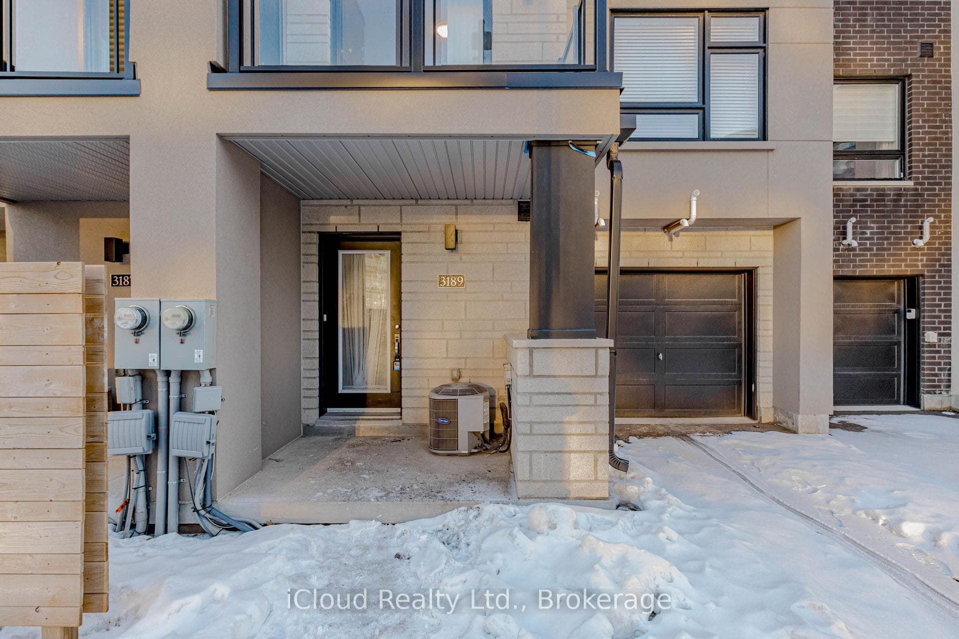 3189 BASTEDO Common Unit 69 - Townhouse photo 4 of 50 in Burlington, Ontario