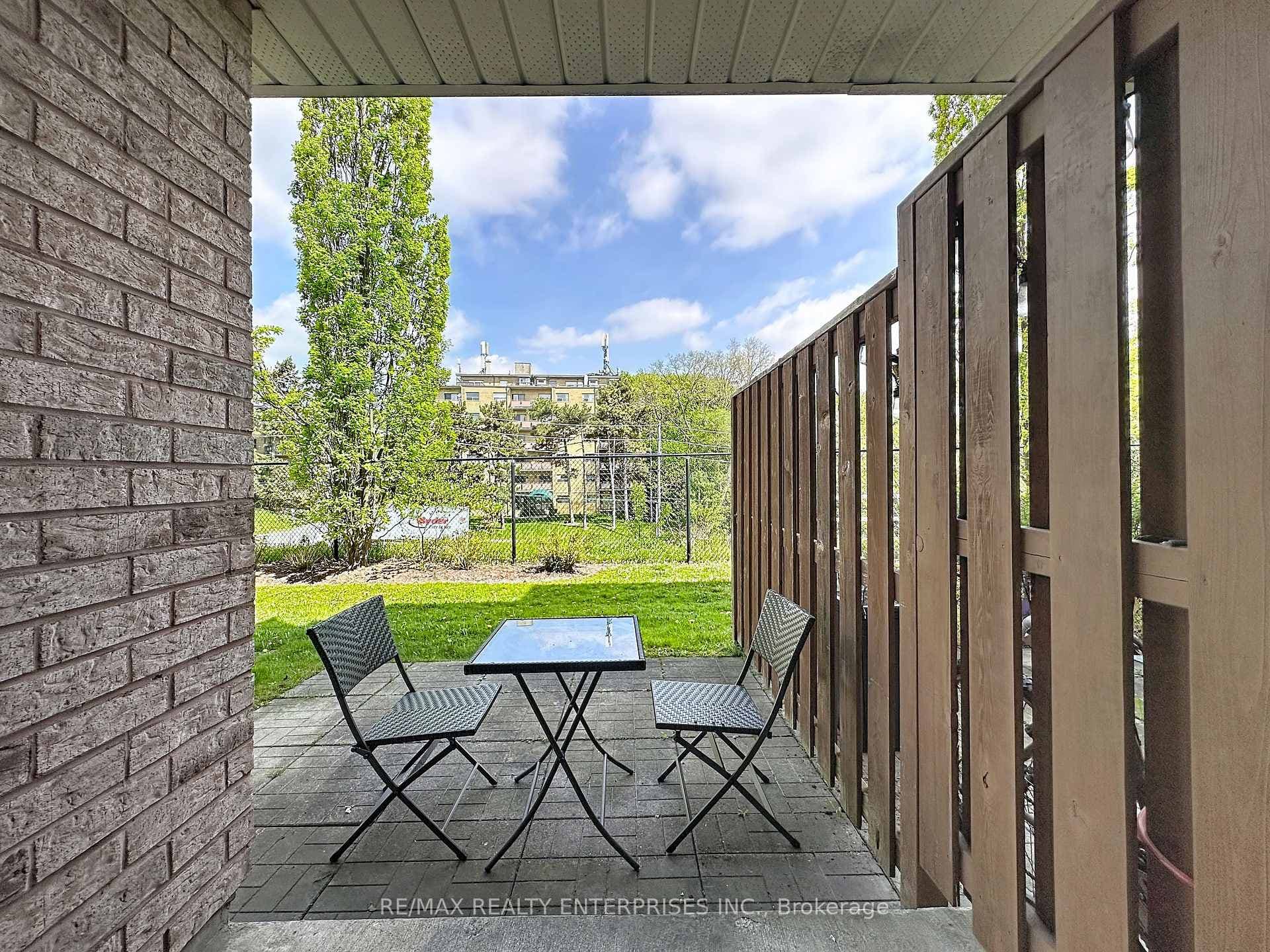 52 Aerodrome Crescent Unit 102 - Condo photo 42 of 47 in Flemingdon Park / Don Mills, Ontario