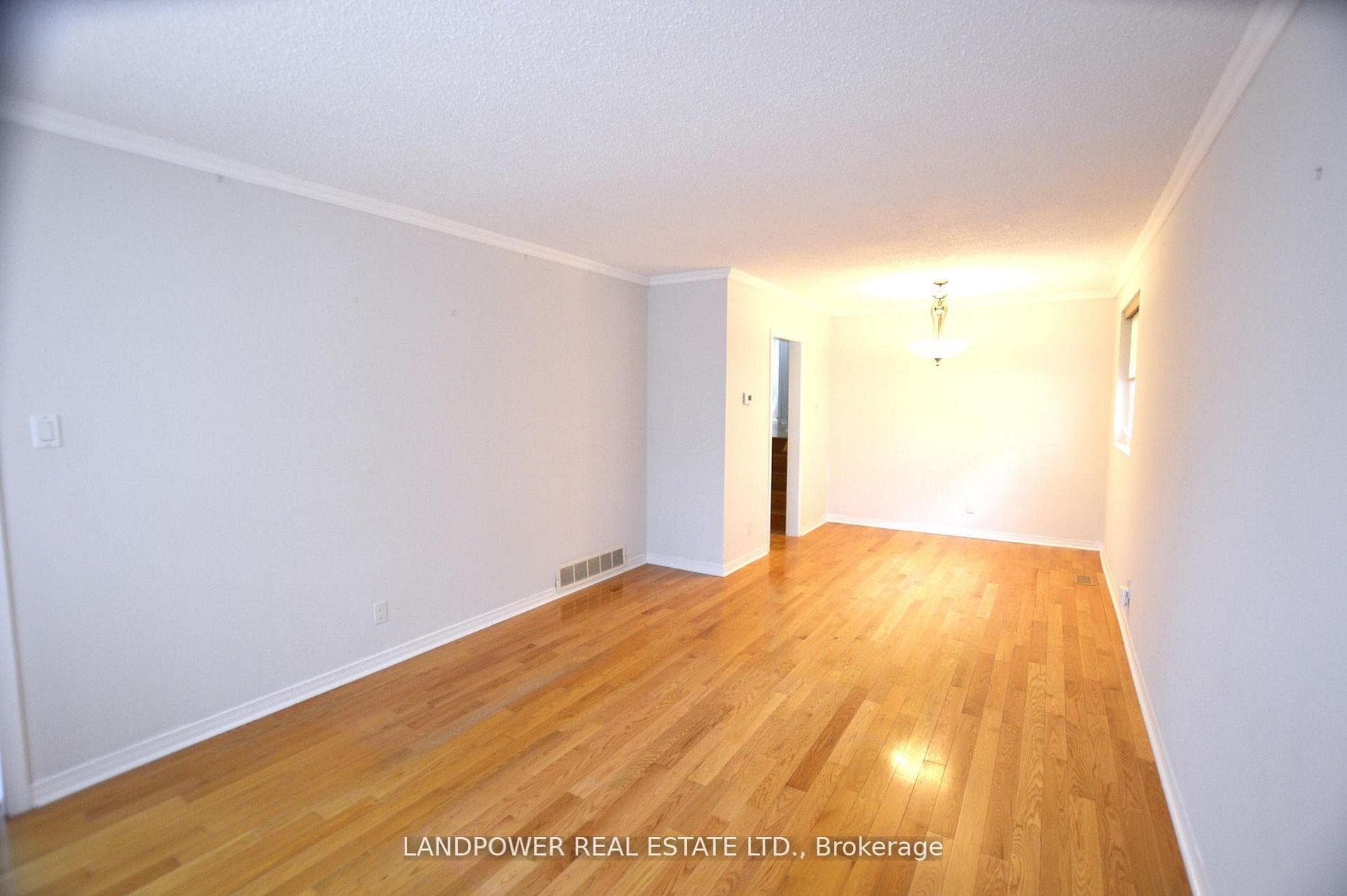 93 Clansman Boulevard - Detached photo 12 of 37 in Hillcrest Village / Bayview Village, Ontario
