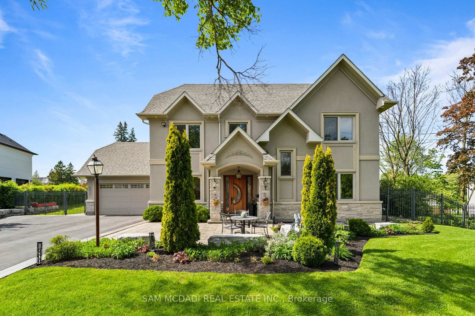 2411 Thorn Lodge Drive - Detached photo 1 of 50 in Mississauga, Ontario