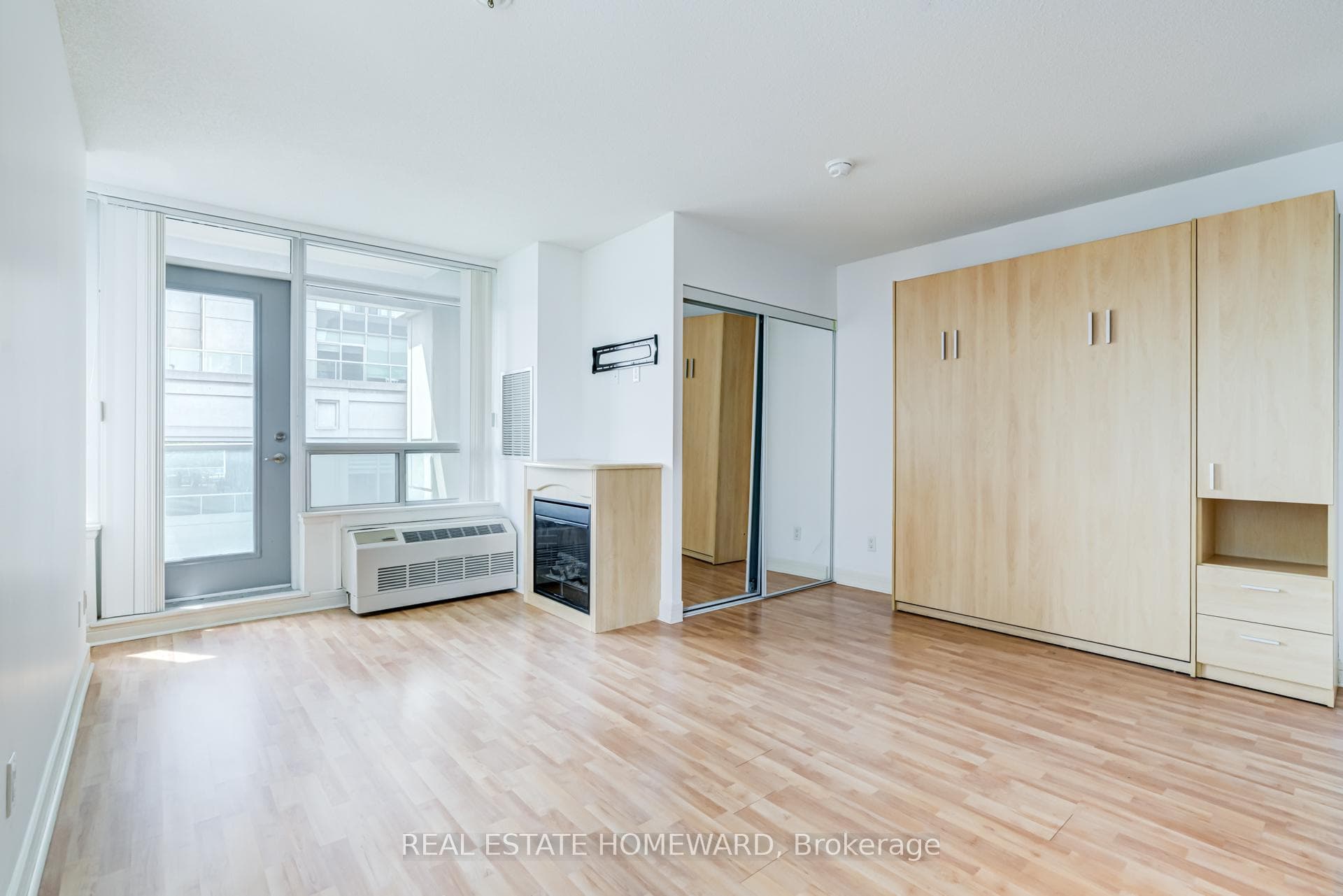 19 Avondale Avenue Unit Up01 - Condo photo 16 of 27 in Willowdale / Newtonbrook, Ontario