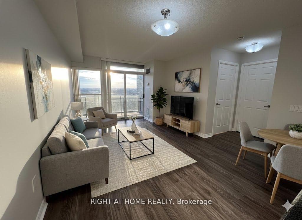 55 Strathaven Drive Unit 1808 - Condo photo 3 of 34 in Mississauga, Ontario