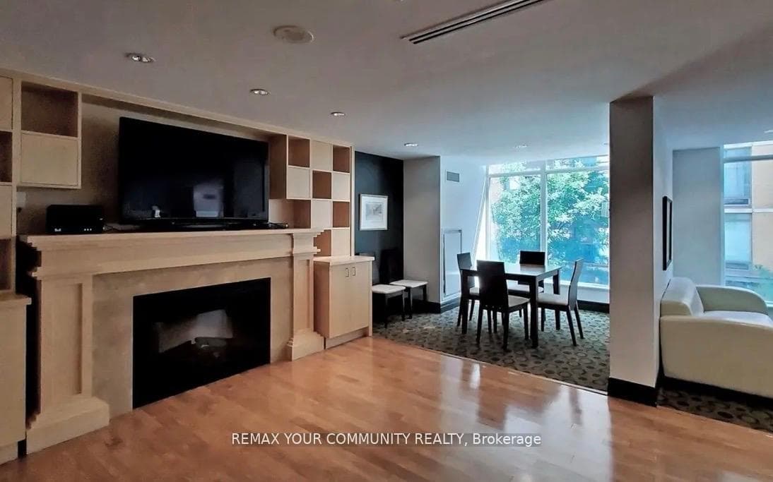 8 Scollard Street Unit 606 - Condo photo 33 of 37 in Annex / Yorkville / Summerhill, Ontario
