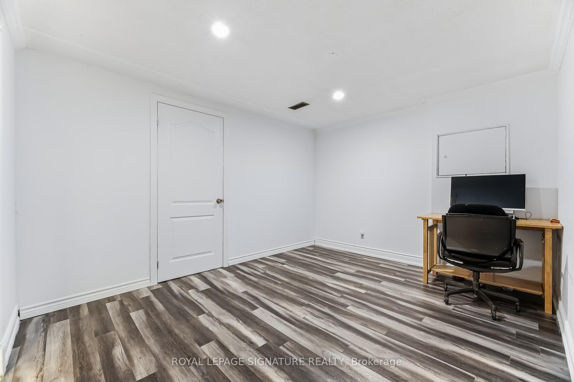 2498 Mainroyal Street - Semi-Detached photo 34 of 50 in Mississauga, Ontario