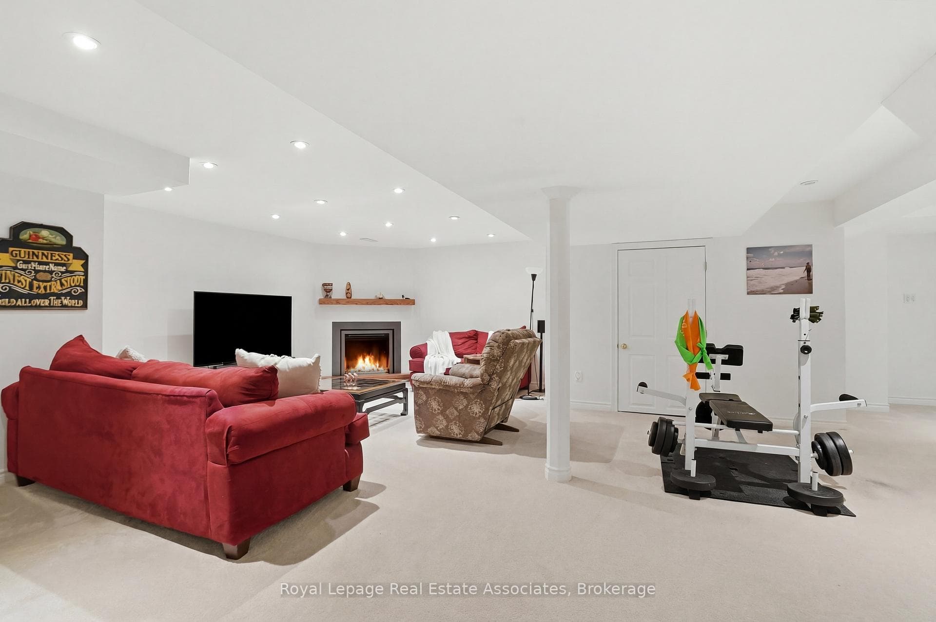 486 Delaney Court - Detached photo 39 of 48 in Burlington, Ontario