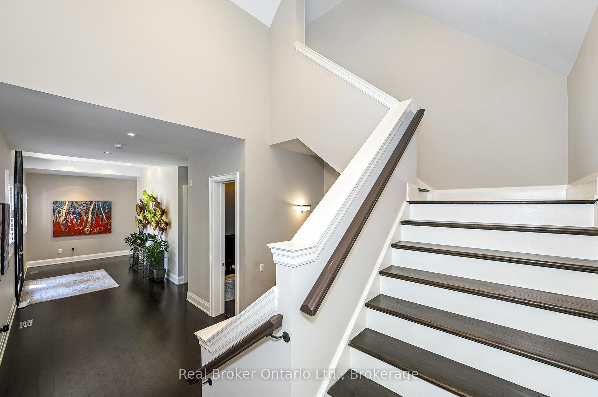 4507 Lakeshore Road - Detached photo 26 of 50 in Burlington, Ontario