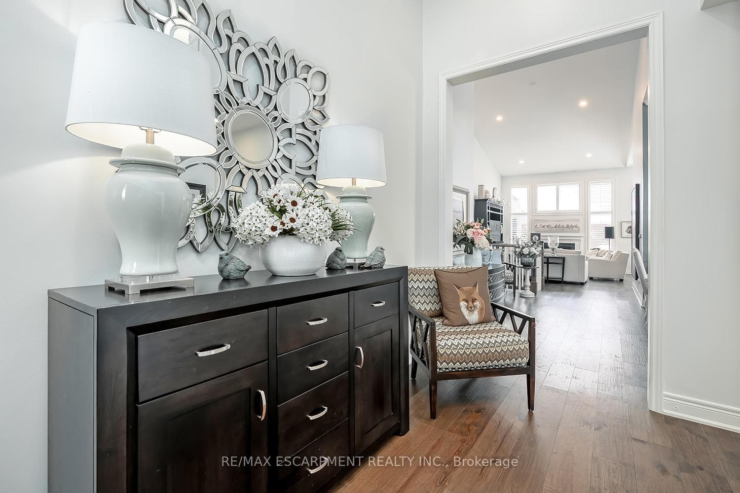 4252 Sarazen Drive - Detached photo 6 of 50 in Burlington, Ontario