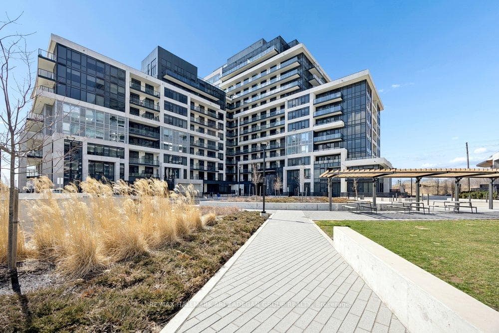 3200 William Coltson Avenue Unit 1302 - Condo photo 40 of 49 in Oakville, Ontario