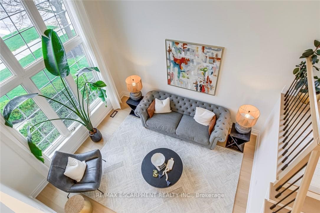 4267 Sarazen Drive - Detached photo 9 of 36 in Burlington, Ontario