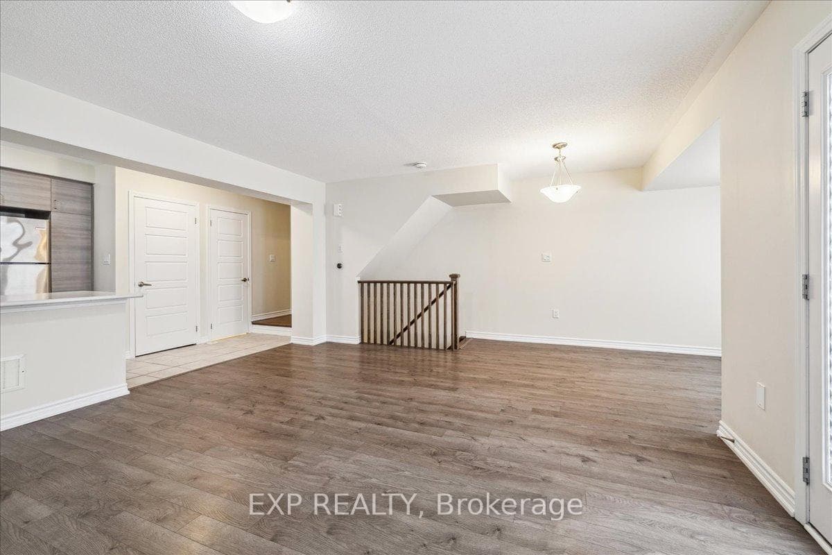 107 Lemieux Court - Townhouse photo 14 of 36 in Milton, Ontario