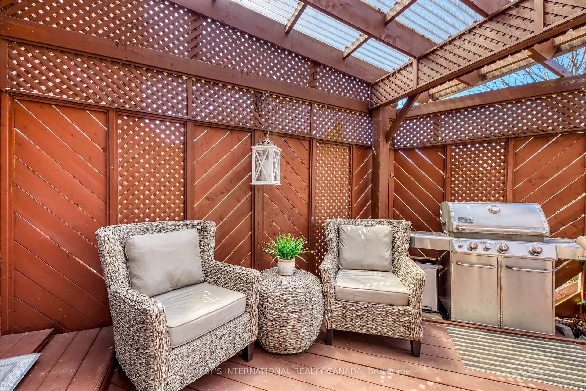 2294 Dale Ridge Drive - Semi-Detached photo 43 of 46 in Oakville, Ontario