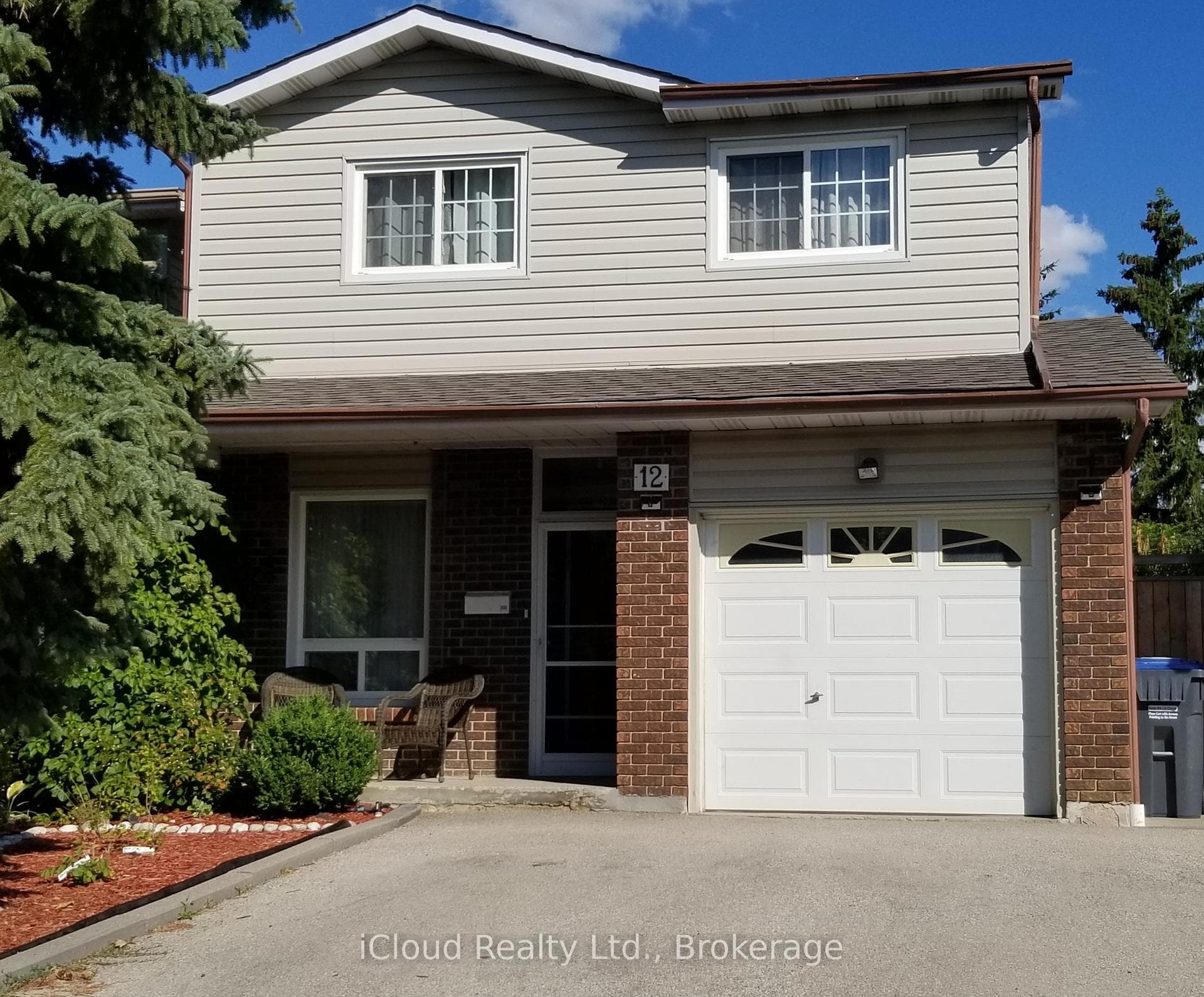 12 Simmons Boulevard - Detached for sale in Castlemore, Ontario