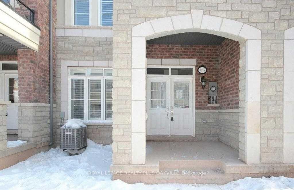 3055 Preserve Drive - Townhouse photo 2 of 30 in Oakville, Ontario