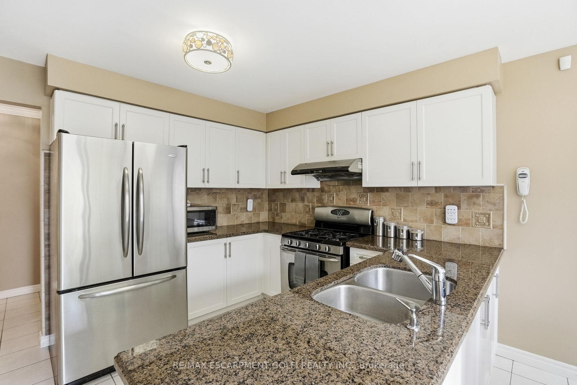3277 Folkway Drive - Detached photo 7 of 41 in Burlington, Ontario