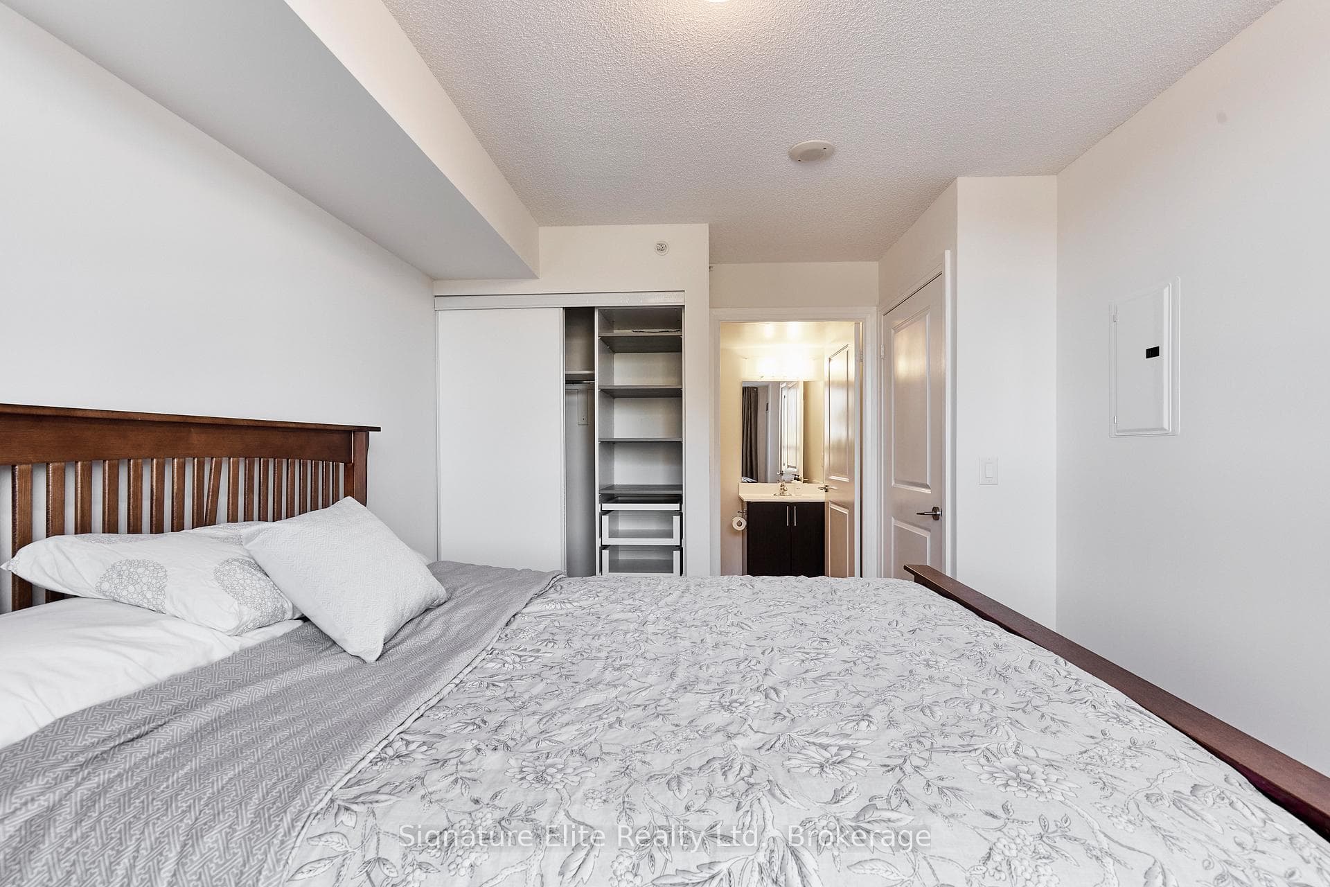 3520 Danforth Avenue Unit 301 - Condo photo 11 of 29 in Birch Cliff / Cliffside, Ontario