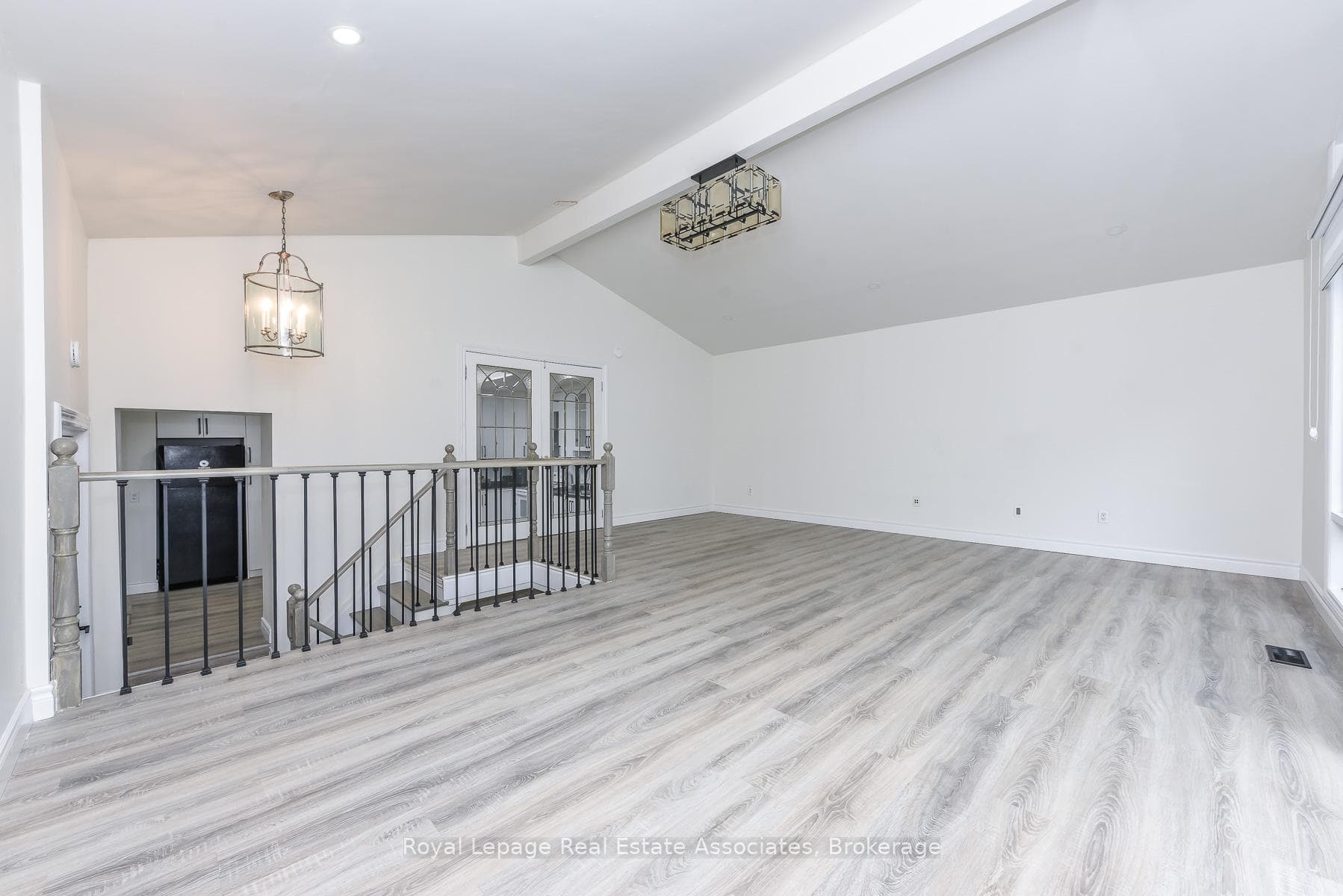 665 Kipling Avenue - Commercial photo 9 of 43 in Etobicoke (Islington / Rexdale), Ontario
