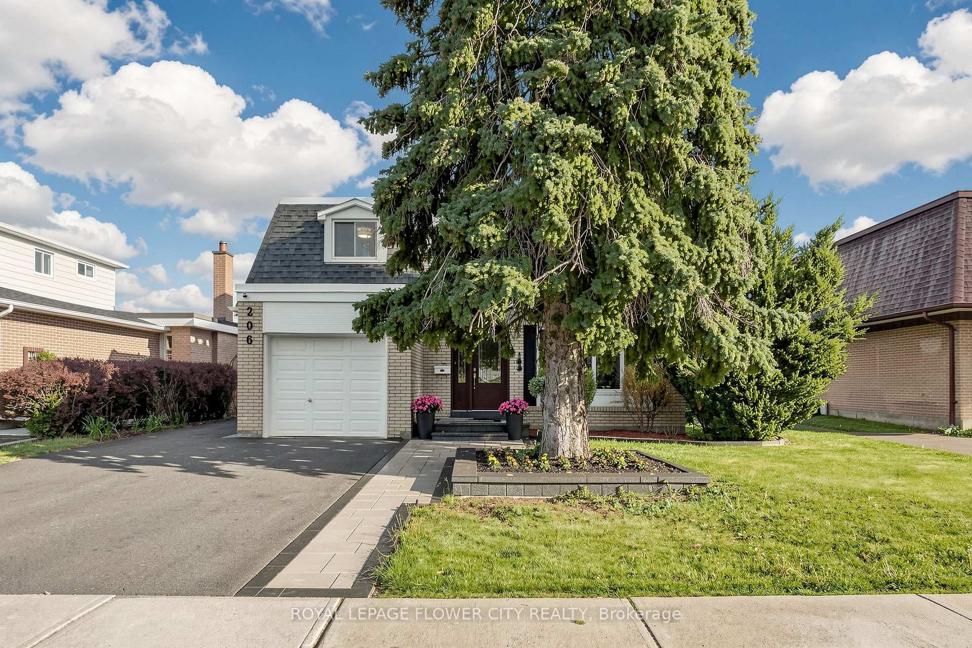 206 Mcmurchy Avenue - Detached photo 1 of 50 in Brampton, Ontario