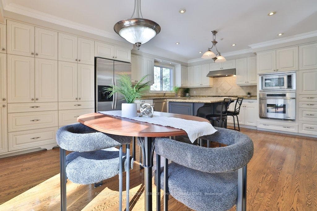 1244 Woodland Avenue - Detached photo 8 of 46 in Mississauga, Ontario