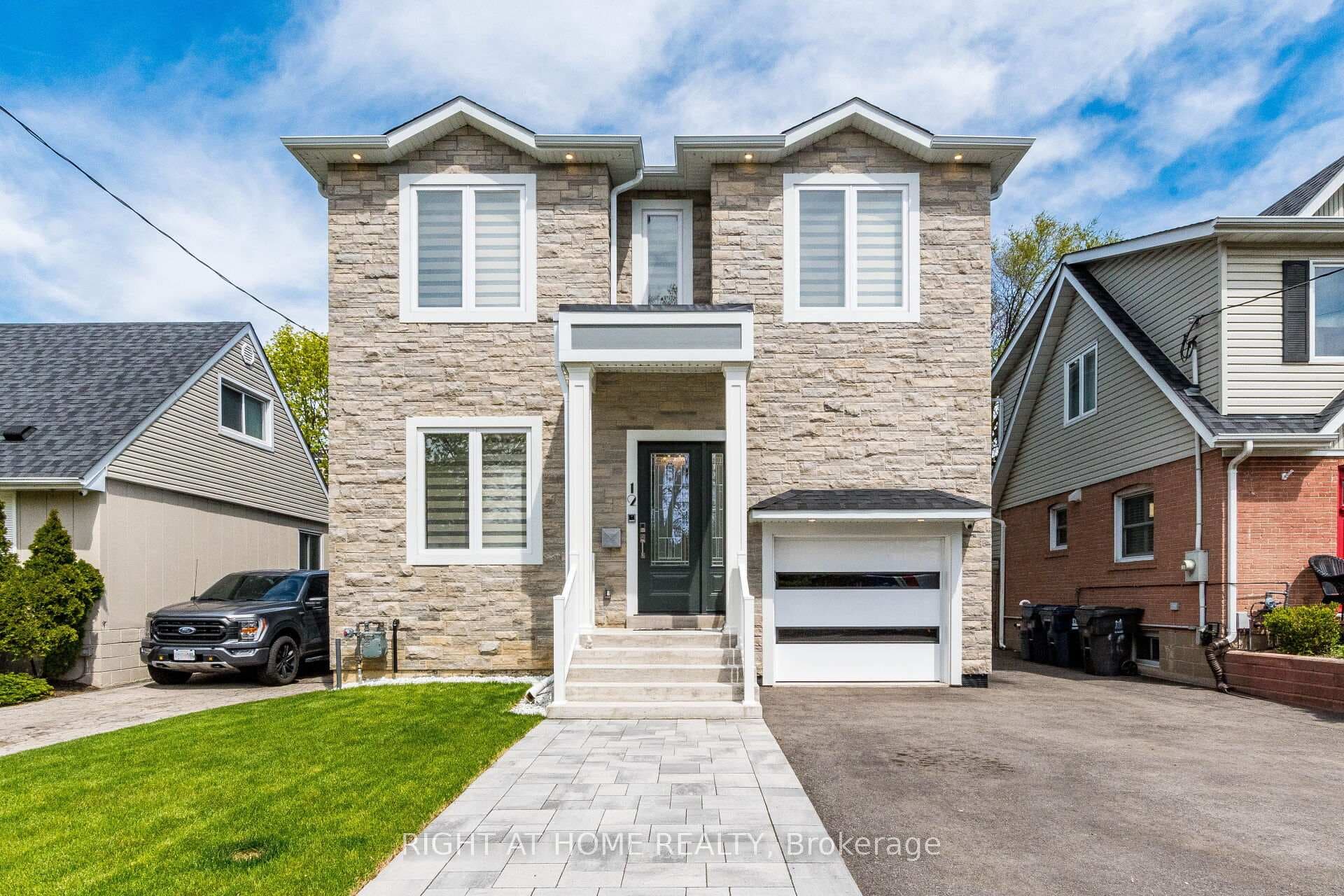 12 Thames Avenue - Detached photo 1 of 34 in Liberty Village / Parkdale / South Parkdale, Ontario
