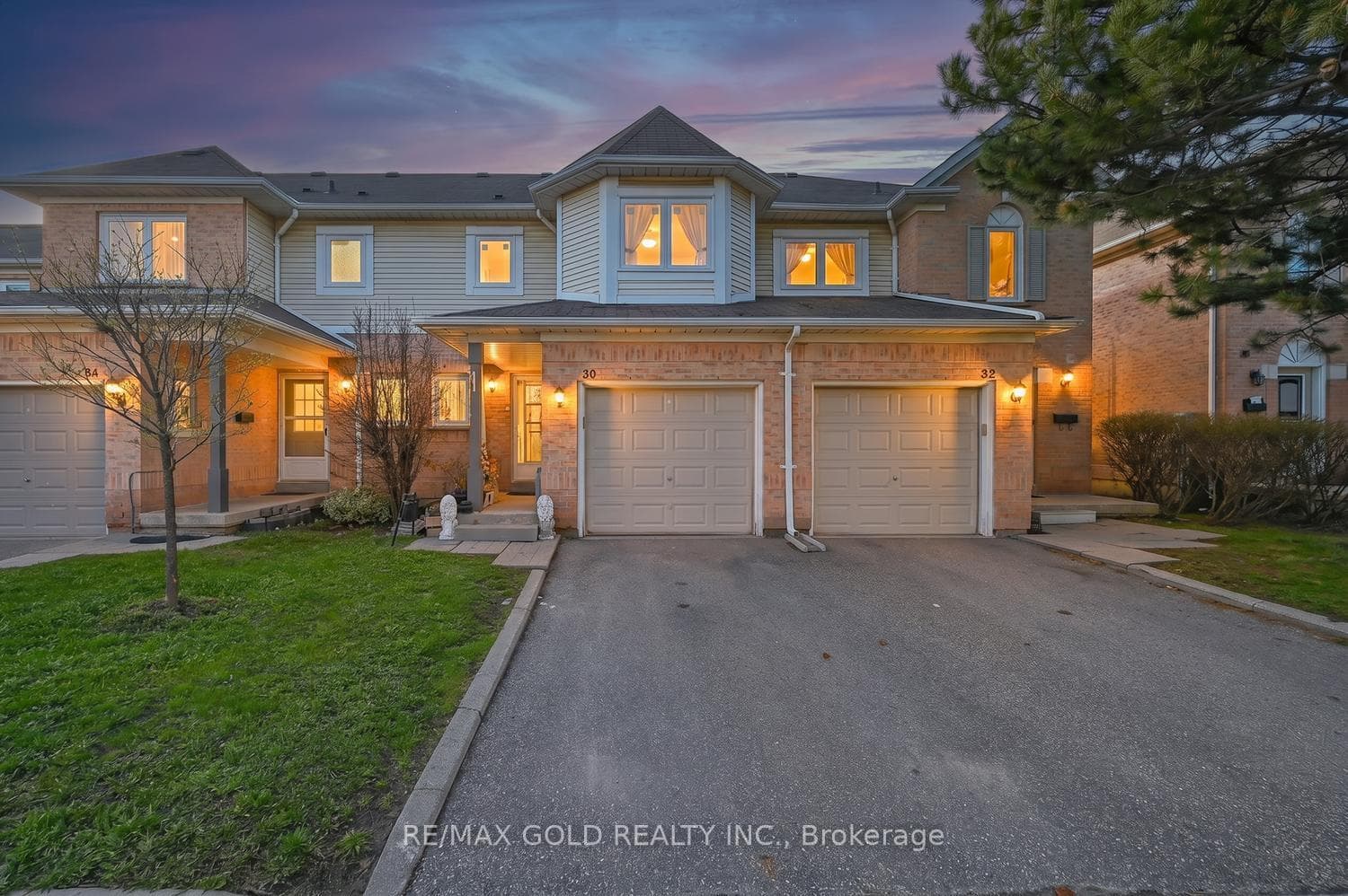 30 Wickstead Court - Condo for sale in Heart Lake, Ontario