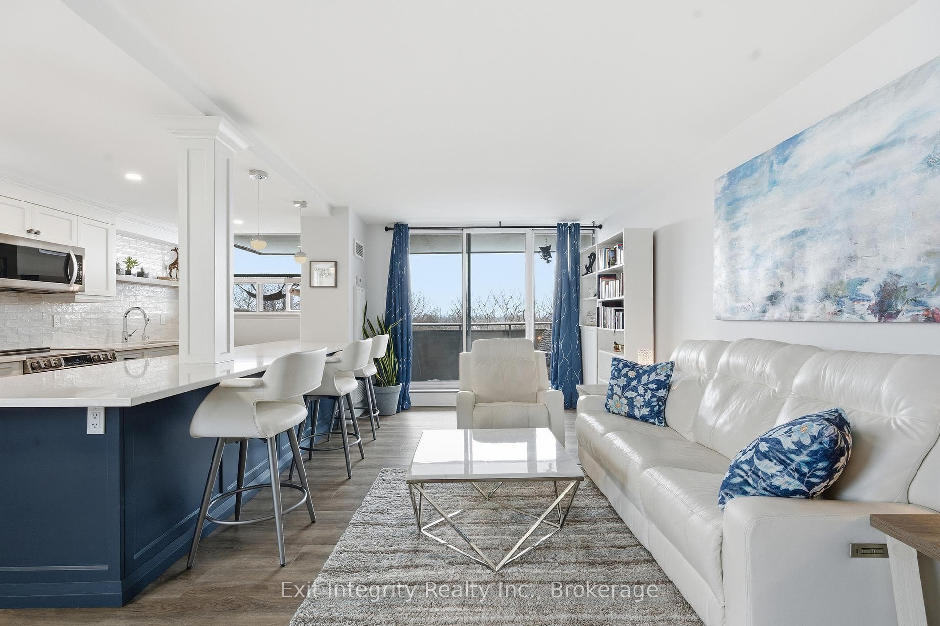 1415 Ghent Avenue Unit 703 - home for sale in Burlington, Ontario