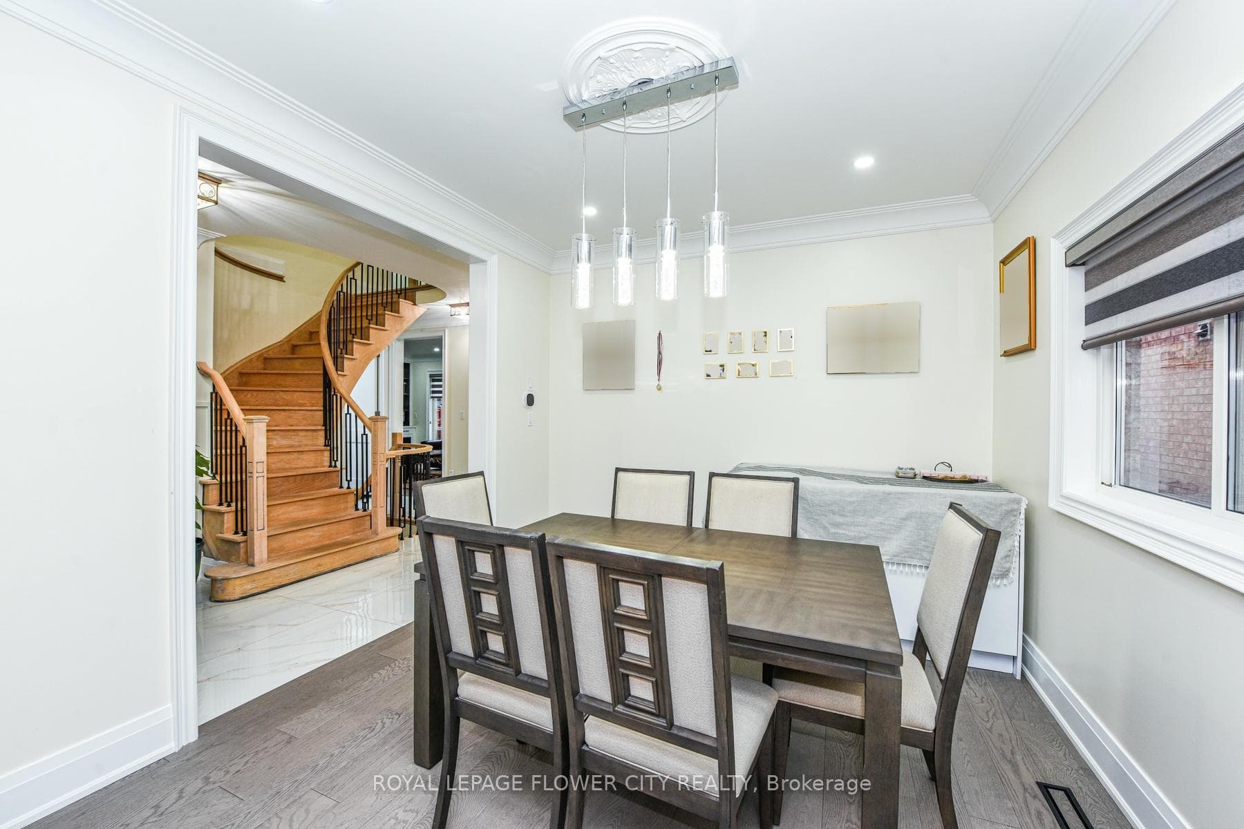 22 Wintersnow Court - Detached photo 11 of 50 in Brampton, Ontario