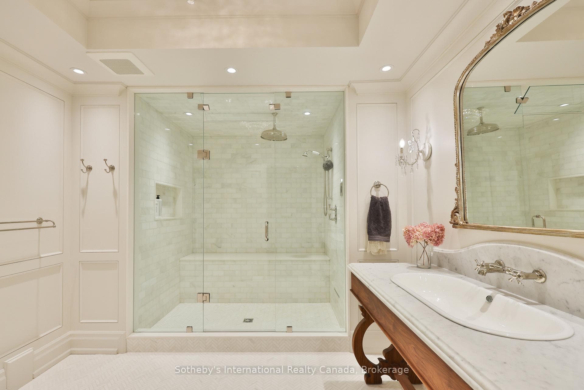 1497 Lakeshore Road - Detached photo 41 of 50 in Oakville, Ontario
