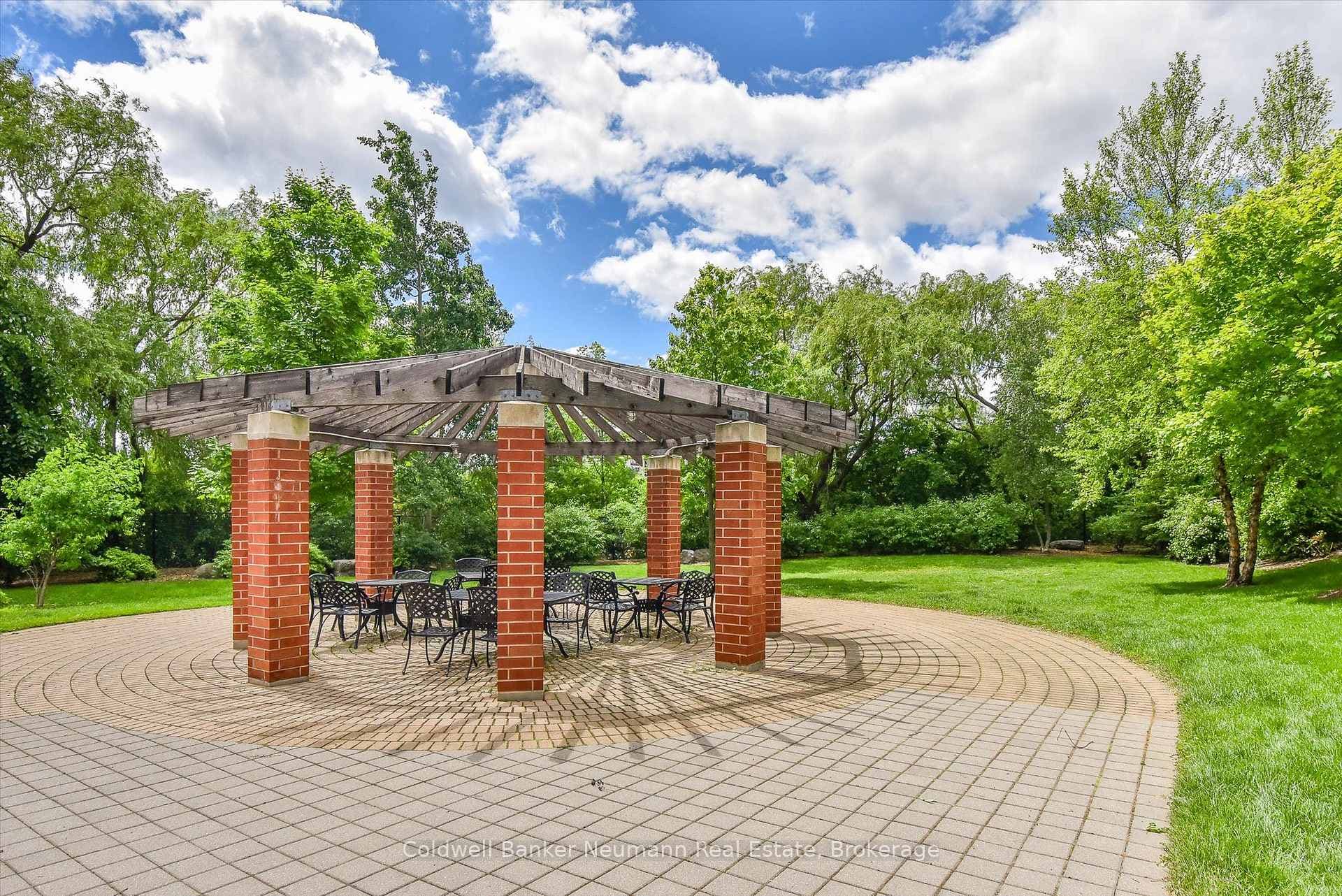 40 Old Mill Road Unit 804 - Condo photo 29 of 31 in Oakville, Ontario