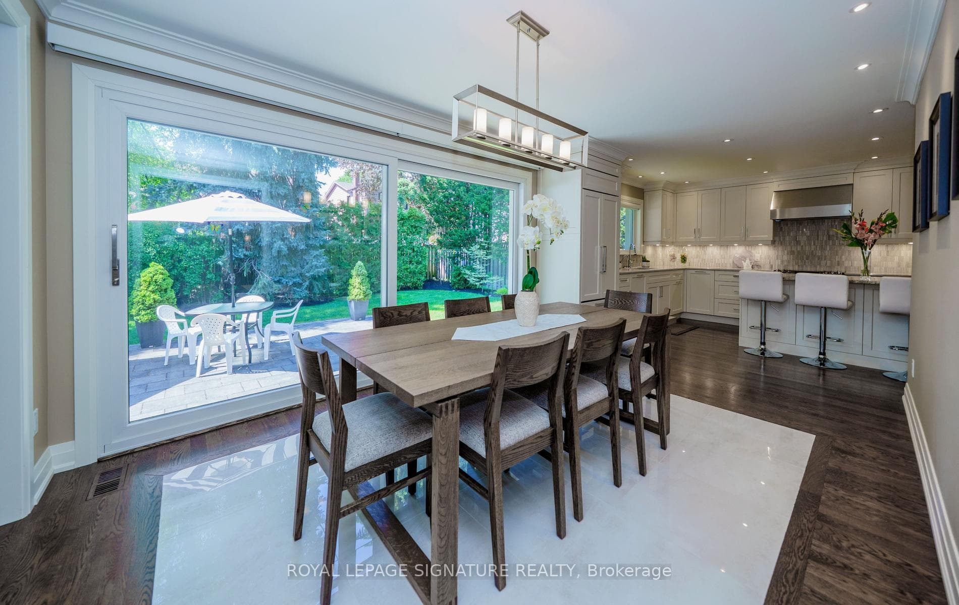 12 Abbeywood Trail - Detached photo 13 of 50 in Don Mills / Parkwoods / Victoria Village, Ontario