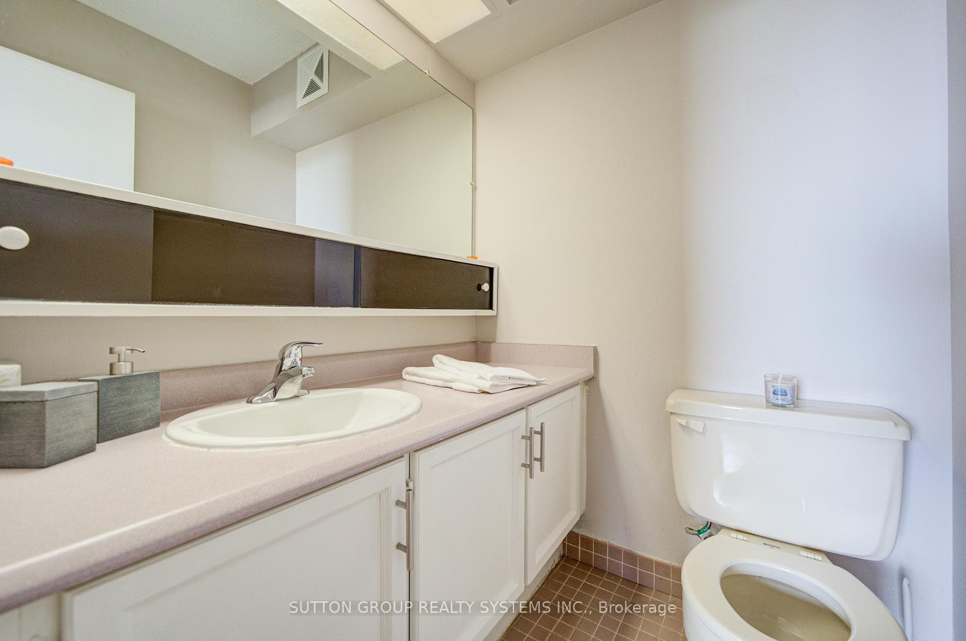 10 Muirhead Road Unit 806 - Condo photo 25 of 45 in Hillcrest Village / Bayview Village, Ontario