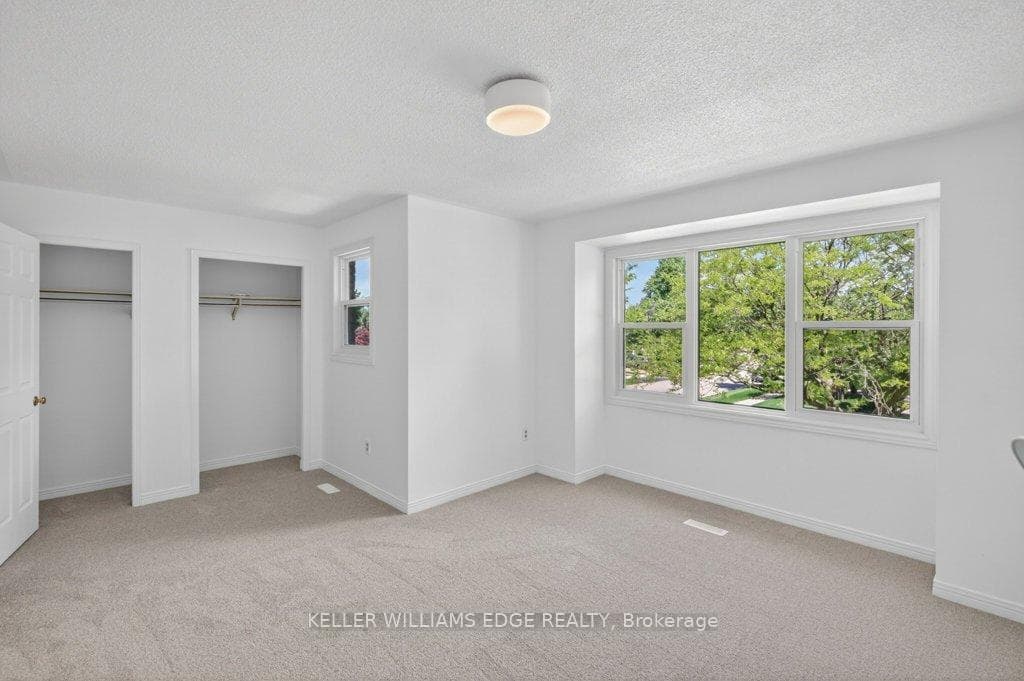 2084 William O'Connell Boulevard - Detached photo 24 of 45 in Burlington, Ontario