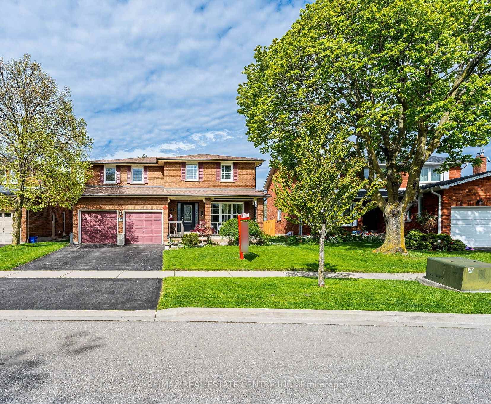 19 Mossbank Drive - Detached photo 1 of 47 in Brampton, Ontario