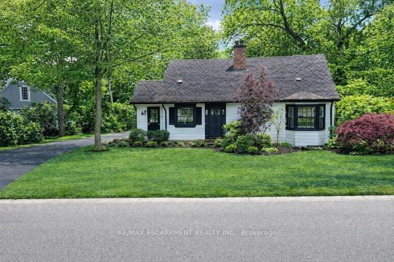 804 Shadeland Avenue - Detached photo 2 of 31 in Burlington, Ontario