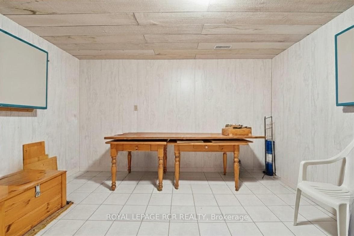 28 Reddington Drive Unit 1 - Condo photo 29 of 41 in Caledon, Ontario