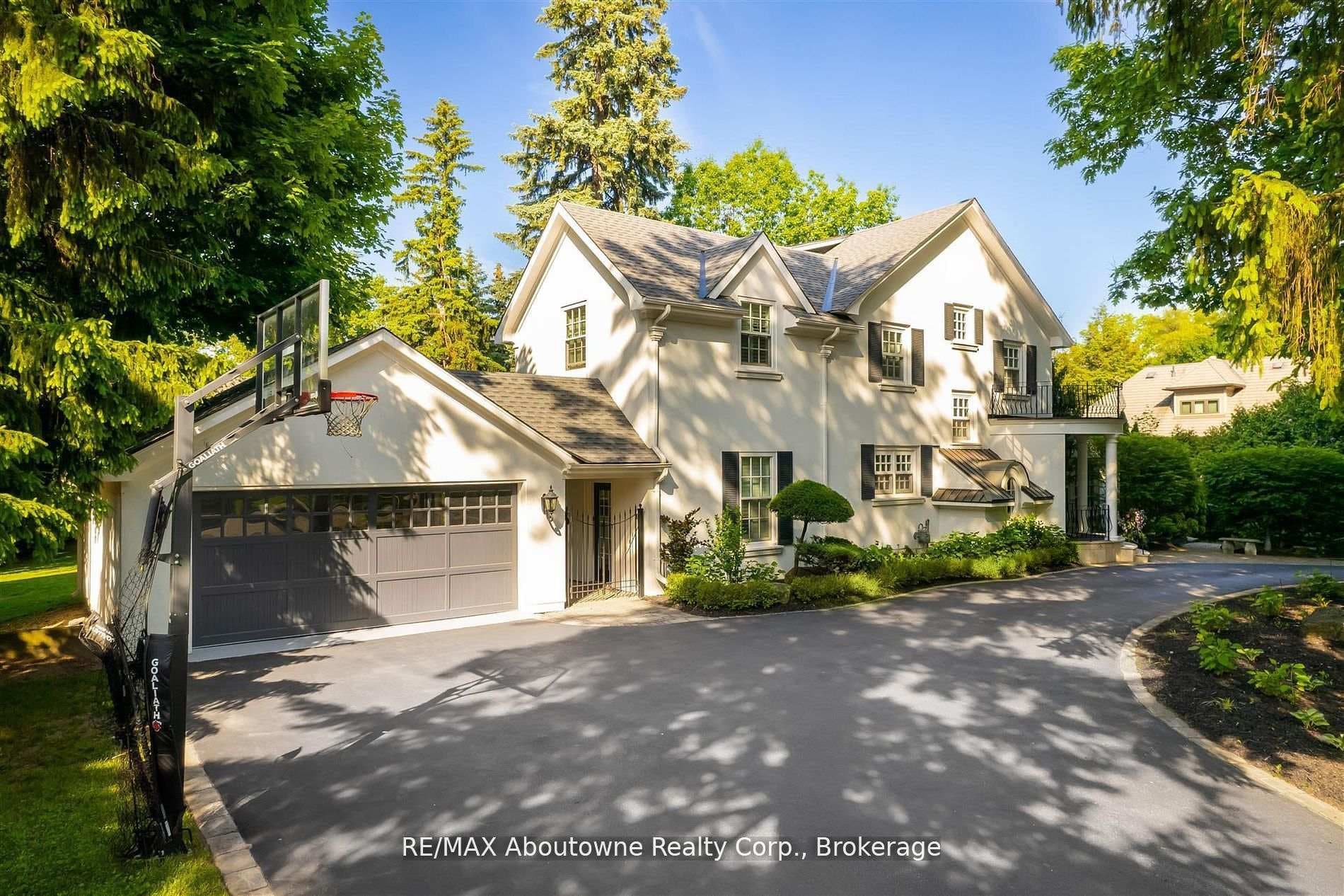 317 Gloucester Avenue - Detached photo 6 of 39 in Oakville, Ontario