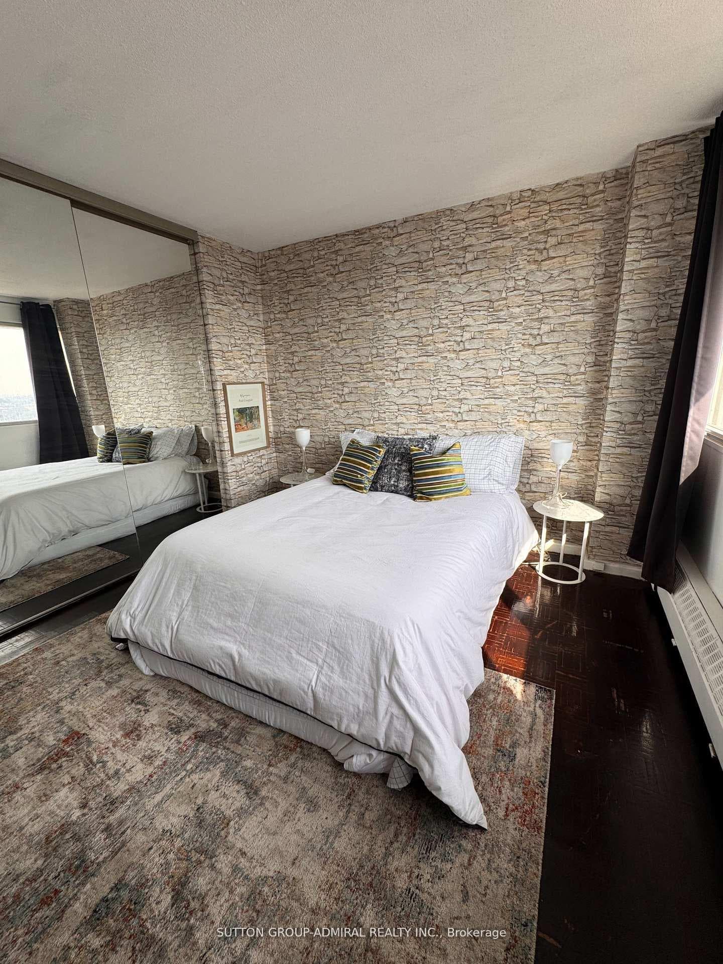 715 Don Mills Road Unit 2405 - Condo photo 11 of 28 in Flemingdon Park / Don Mills, Ontario