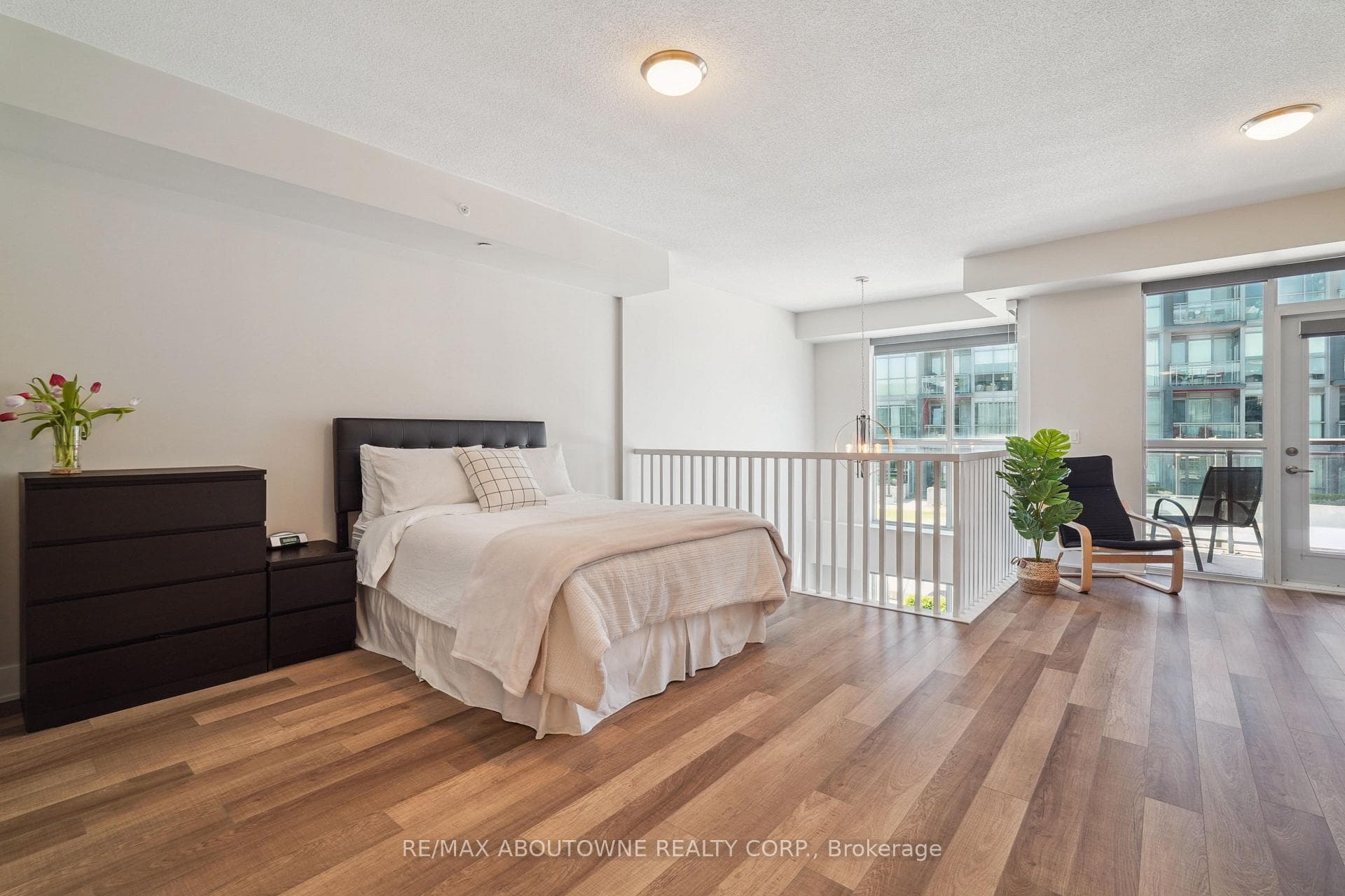 5260 Dundas Street Unit C204 - Condo photo 16 of 32 in Burlington, Ontario