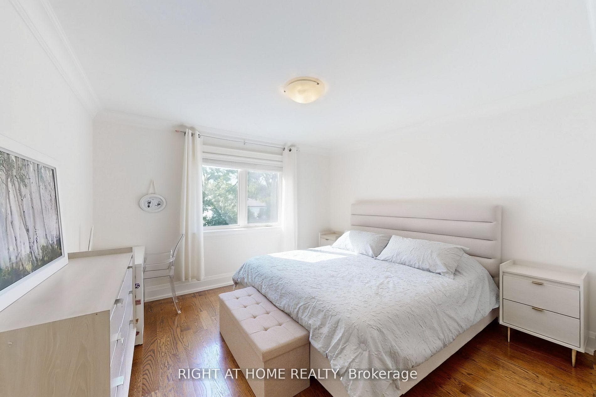 490 Orchard Drive - Detached photo 13 of 22 in Oakville, Ontario